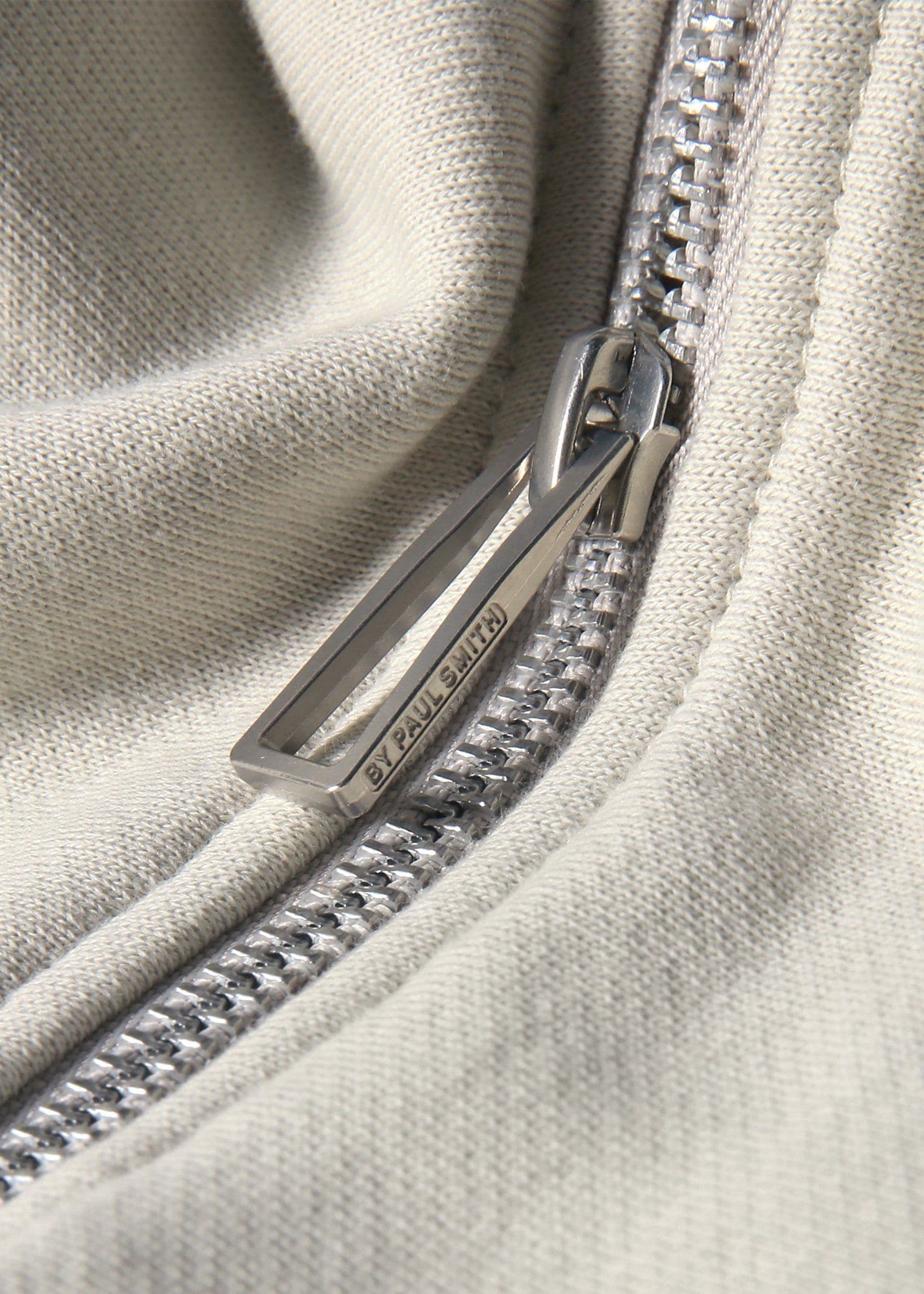 "Sports Stripe Zebra" ワンポイント パーカ