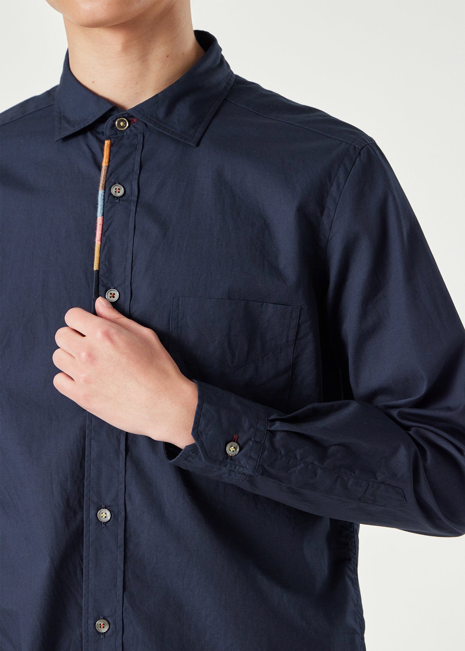 アーティストストライプ エンブロイダリー シャツ（ネイビー