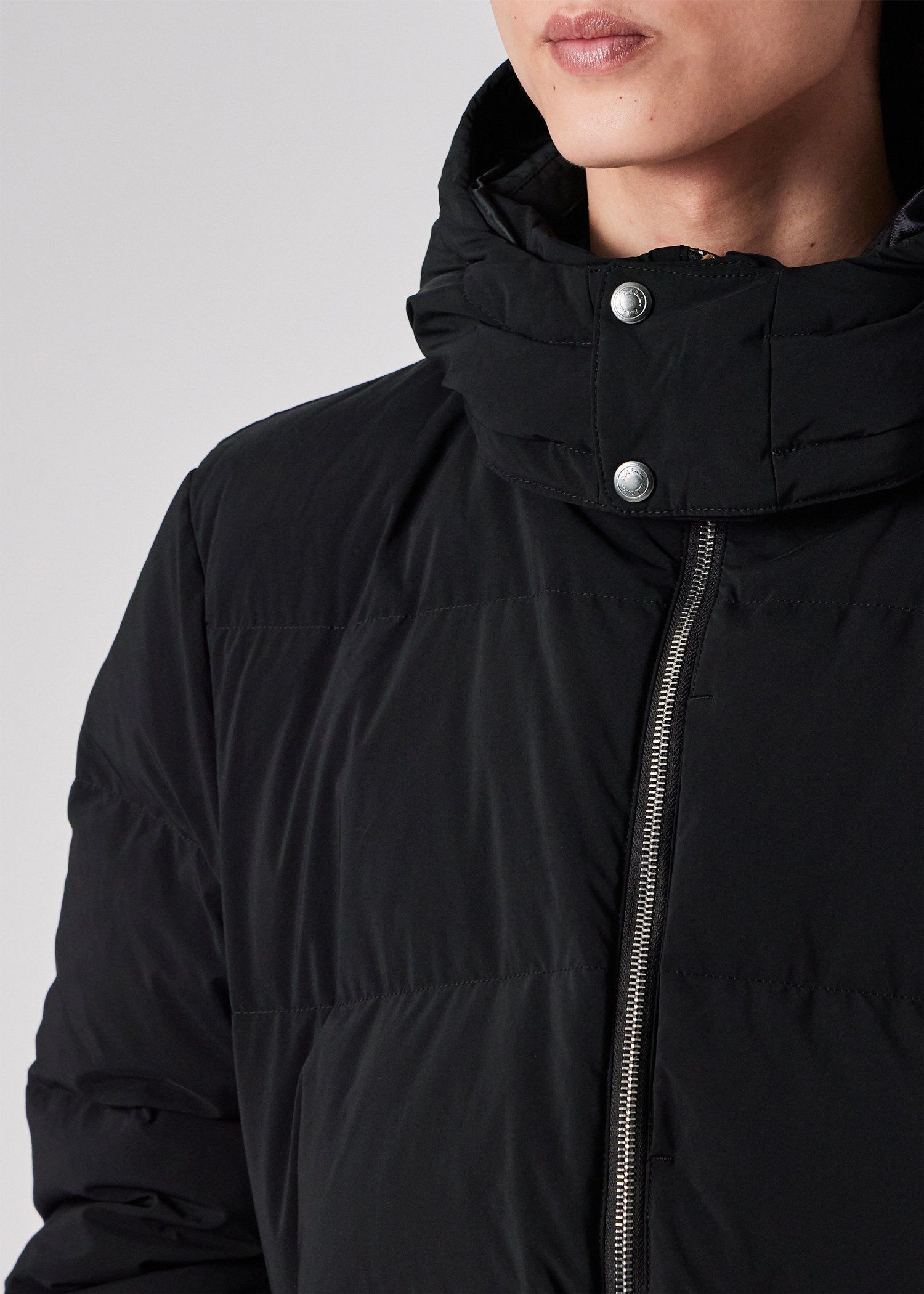 "Cropped Logo" ダウンジャケット