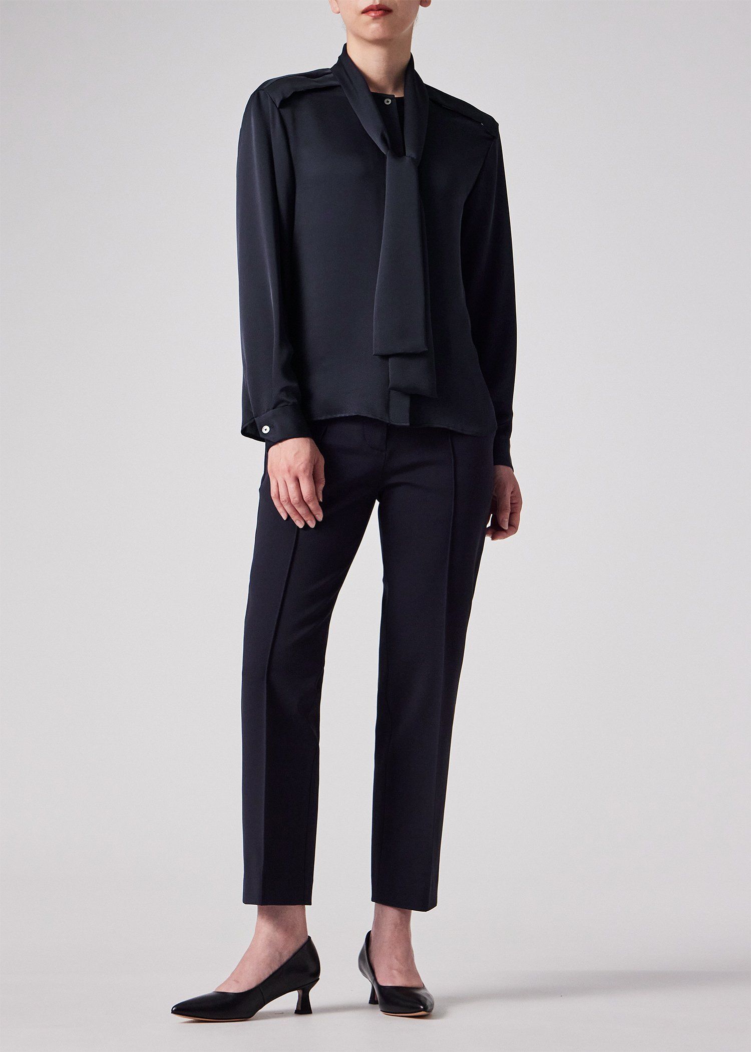 ウィメンズ サテンボウタイ ブラウス