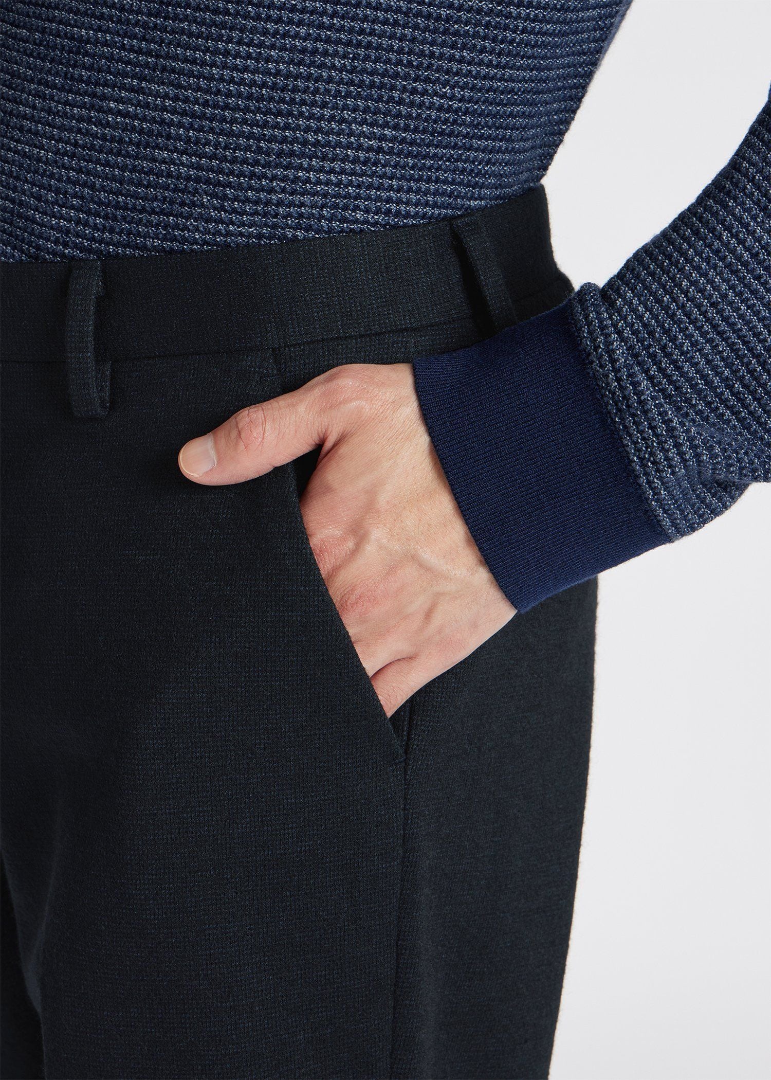 ウールジャージ テーパードトラウザーズ