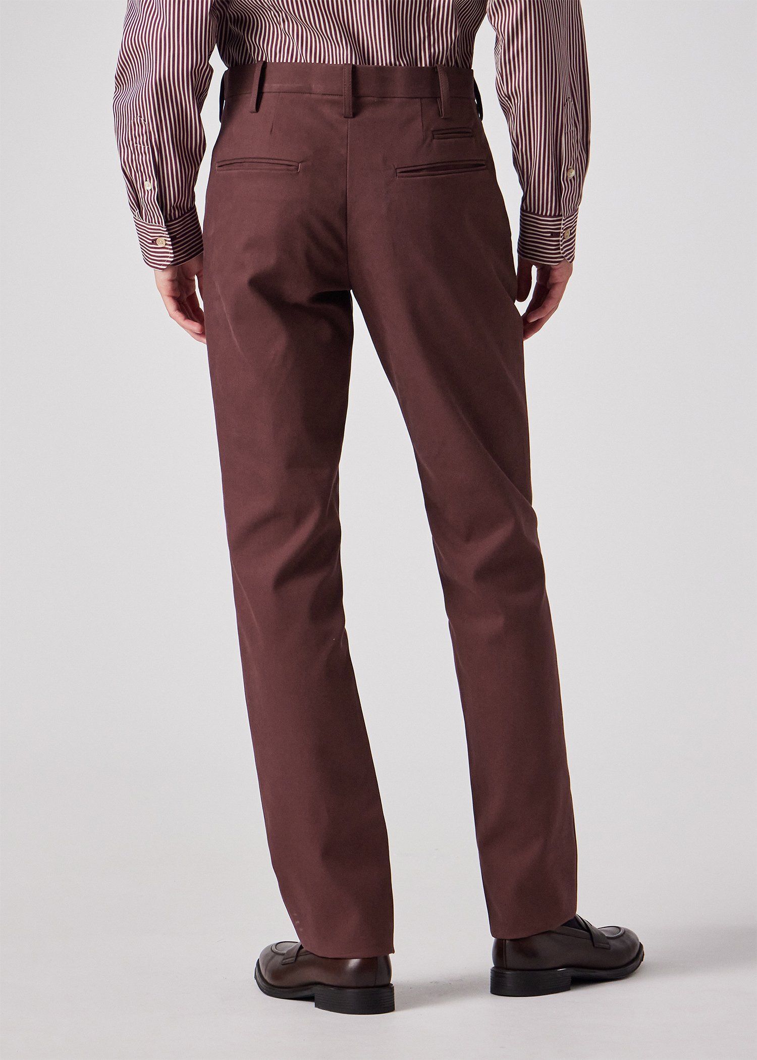 ソリッドコットン テーパードトラウザーズ