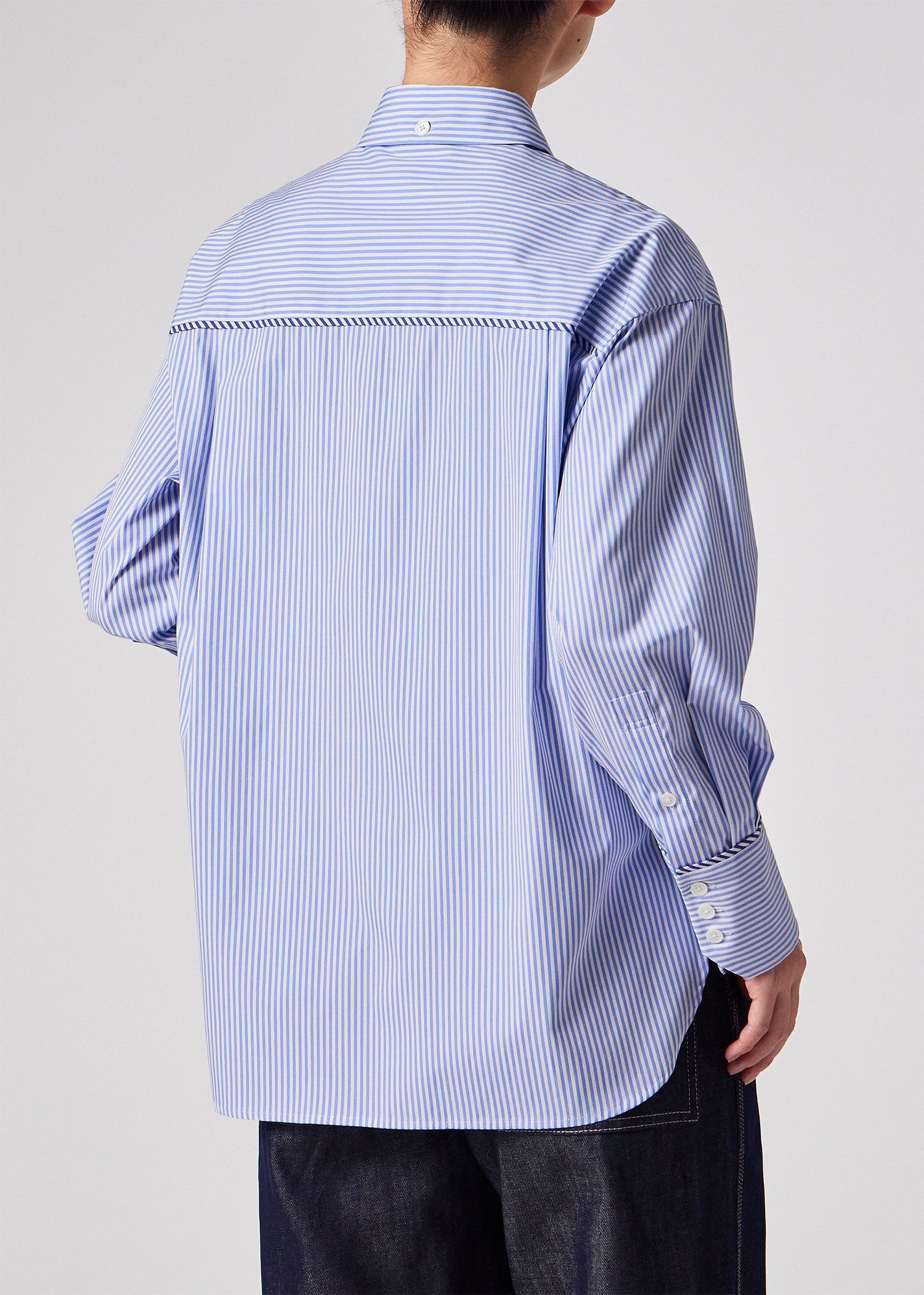 ウィメンズ キャットエンブロイダリーシャツ