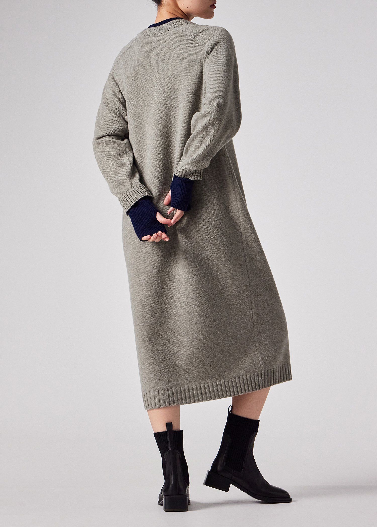 ウィメンズ レイヤードディテール ニットワンピース（グレー