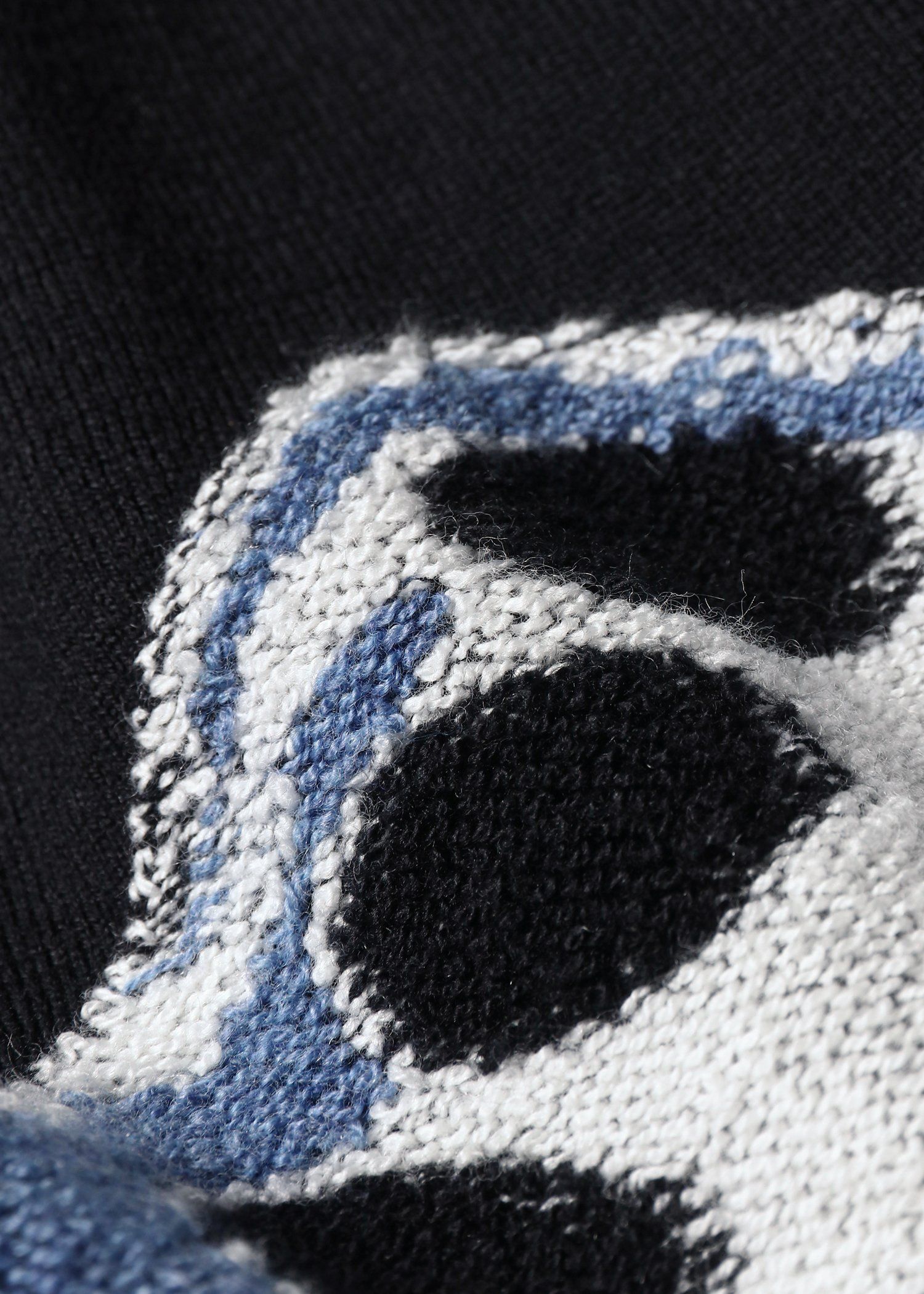 "Dice" クルーネックニット