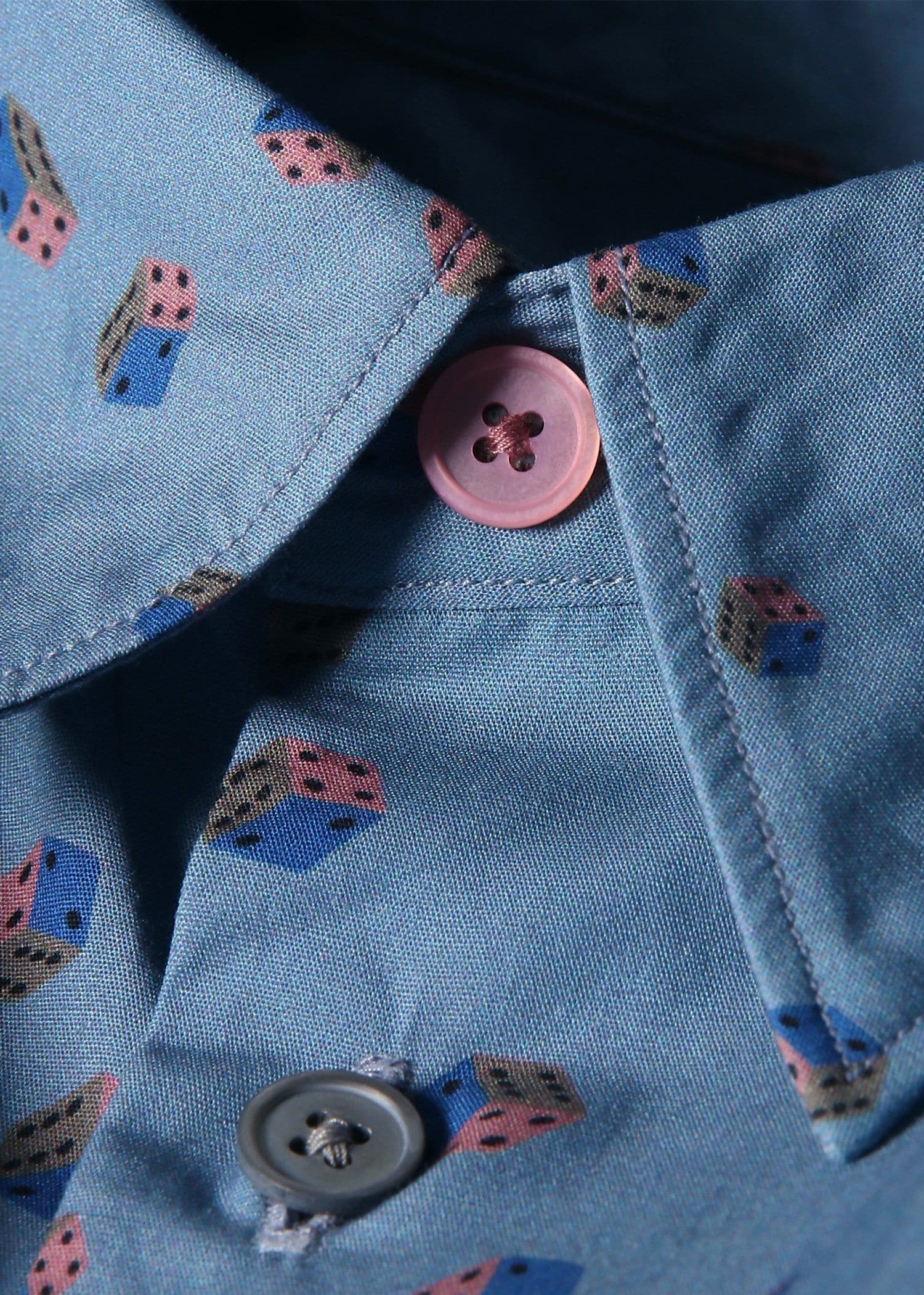 "Dice" カジュアルシャツ