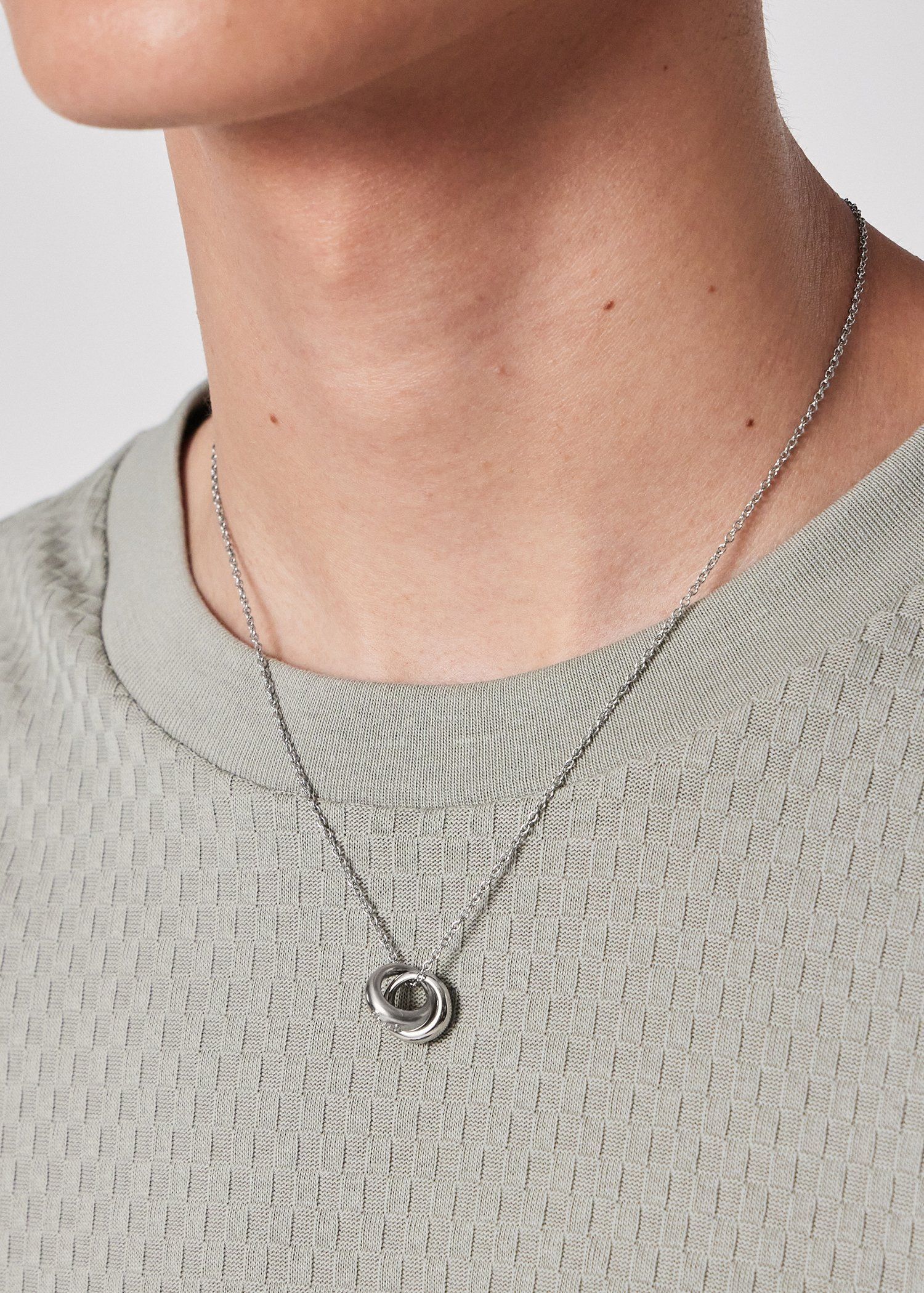 "Double Ring Motif" ネックレス