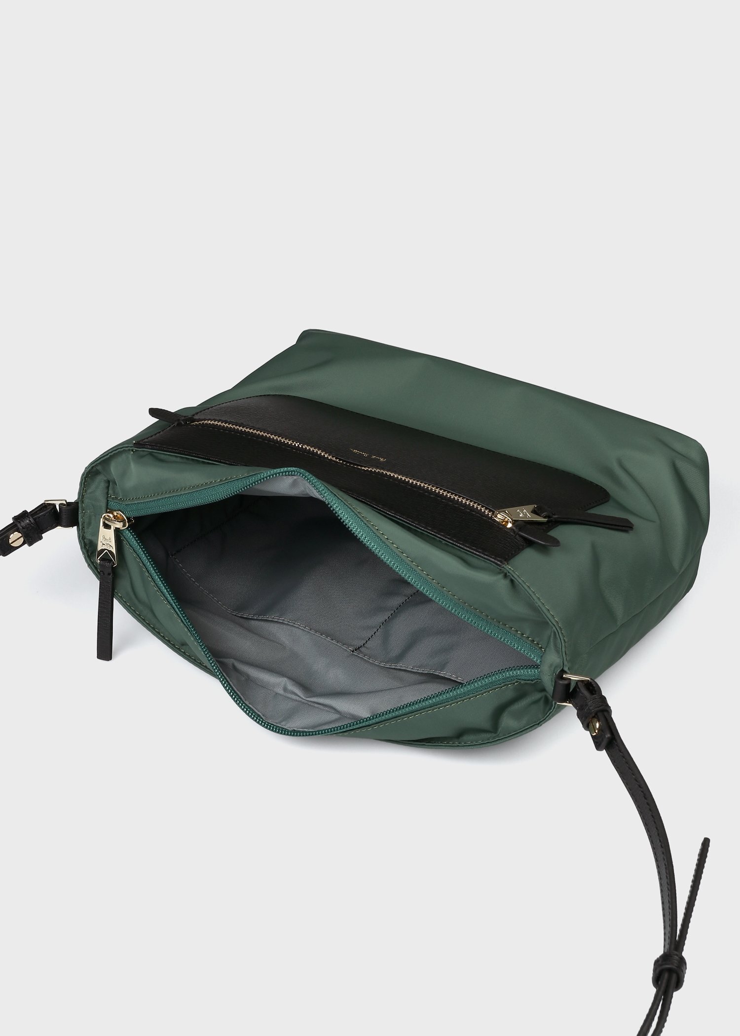 モダンナイロン ショルダーバッグ