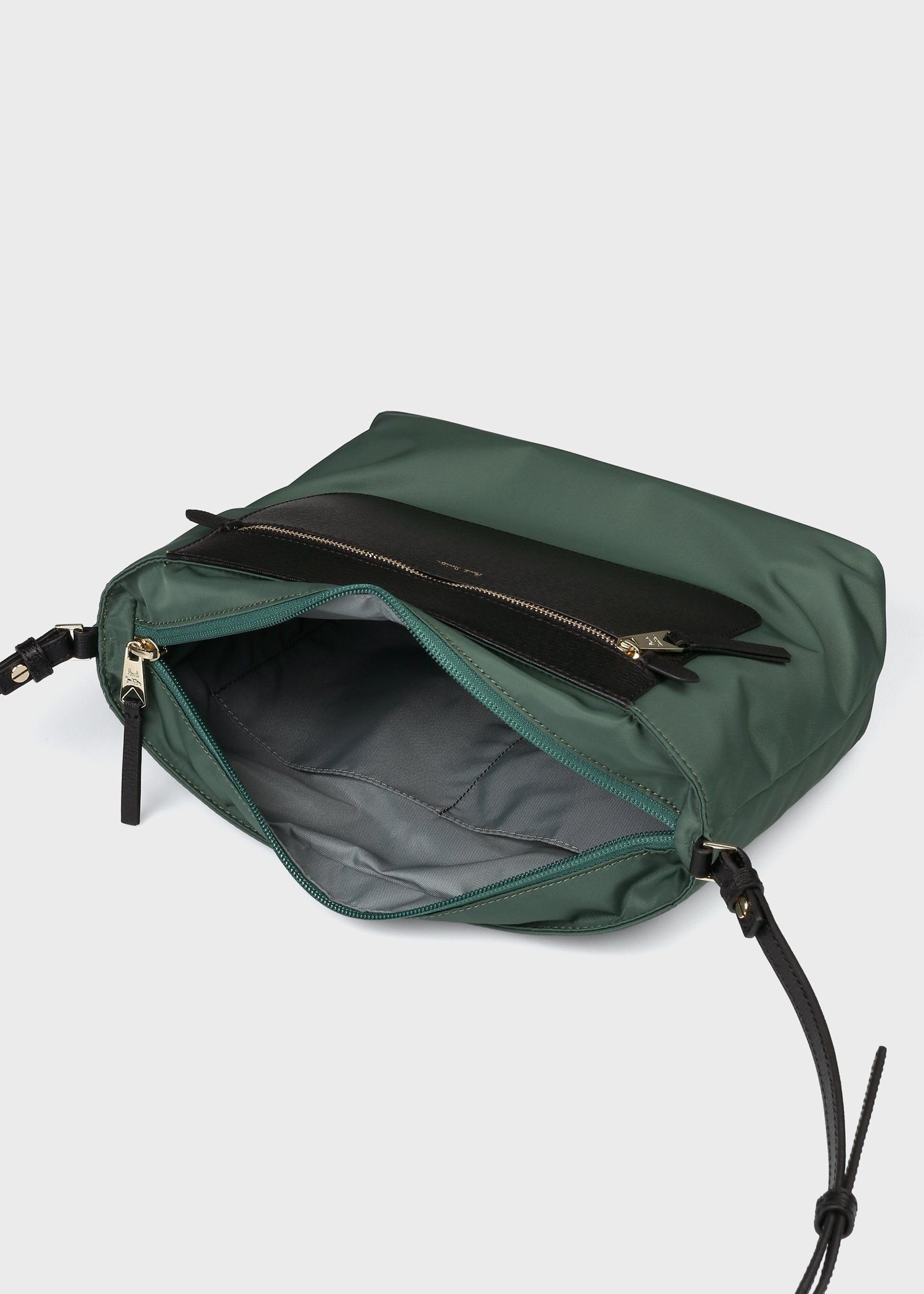 モダンナイロン ショルダーバッグ