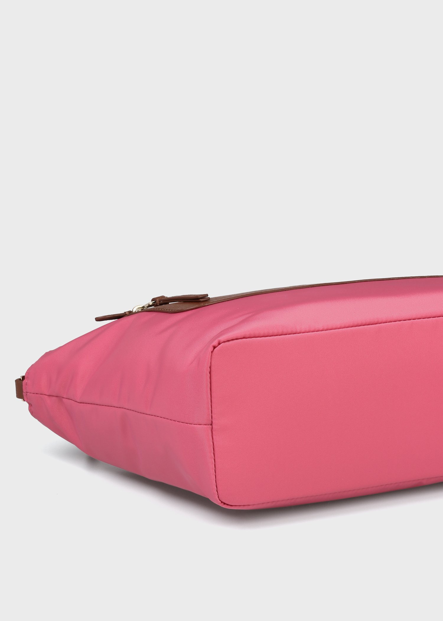 モダンナイロン ショルダーバッグ