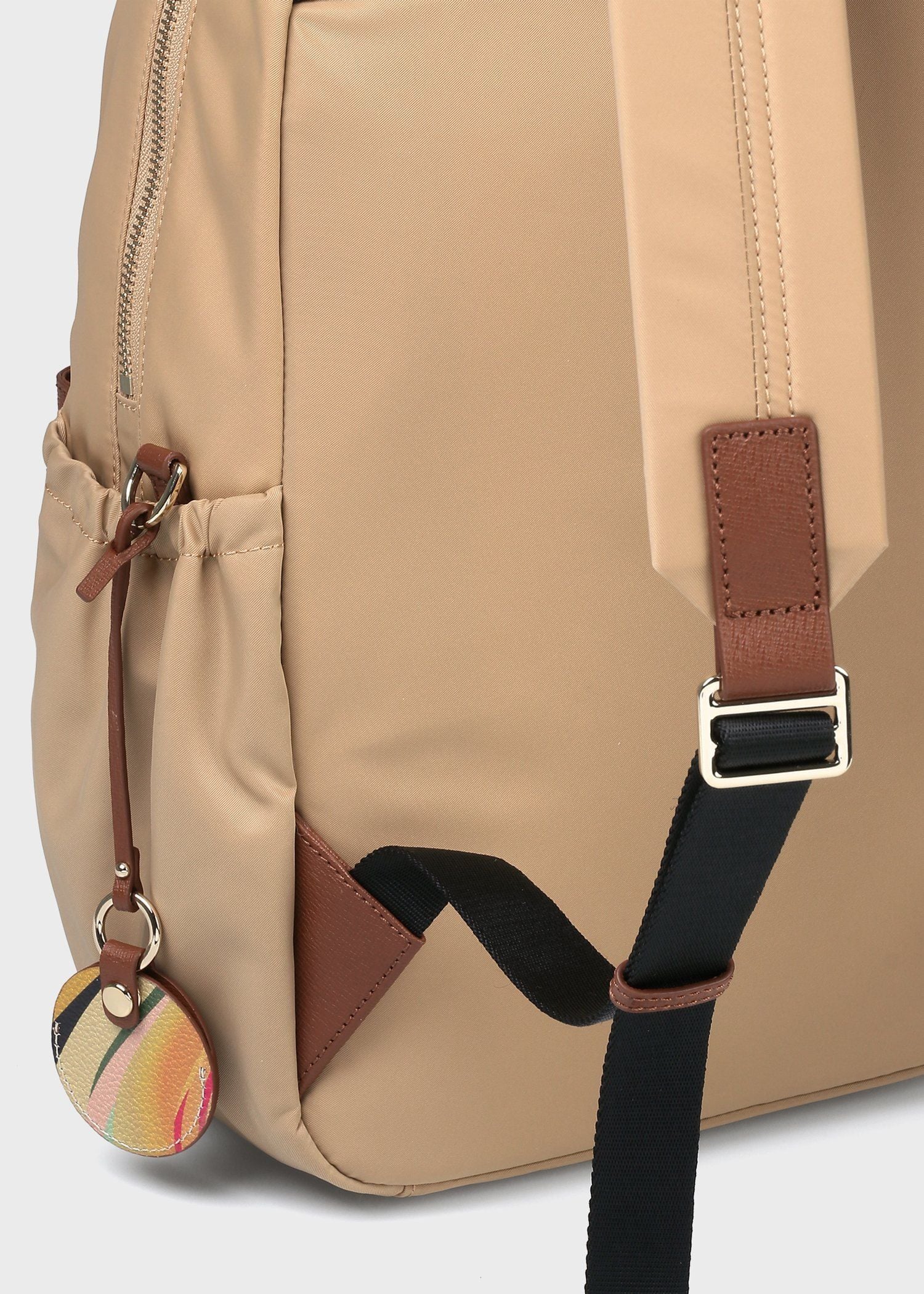 モダンナイロン バックパック