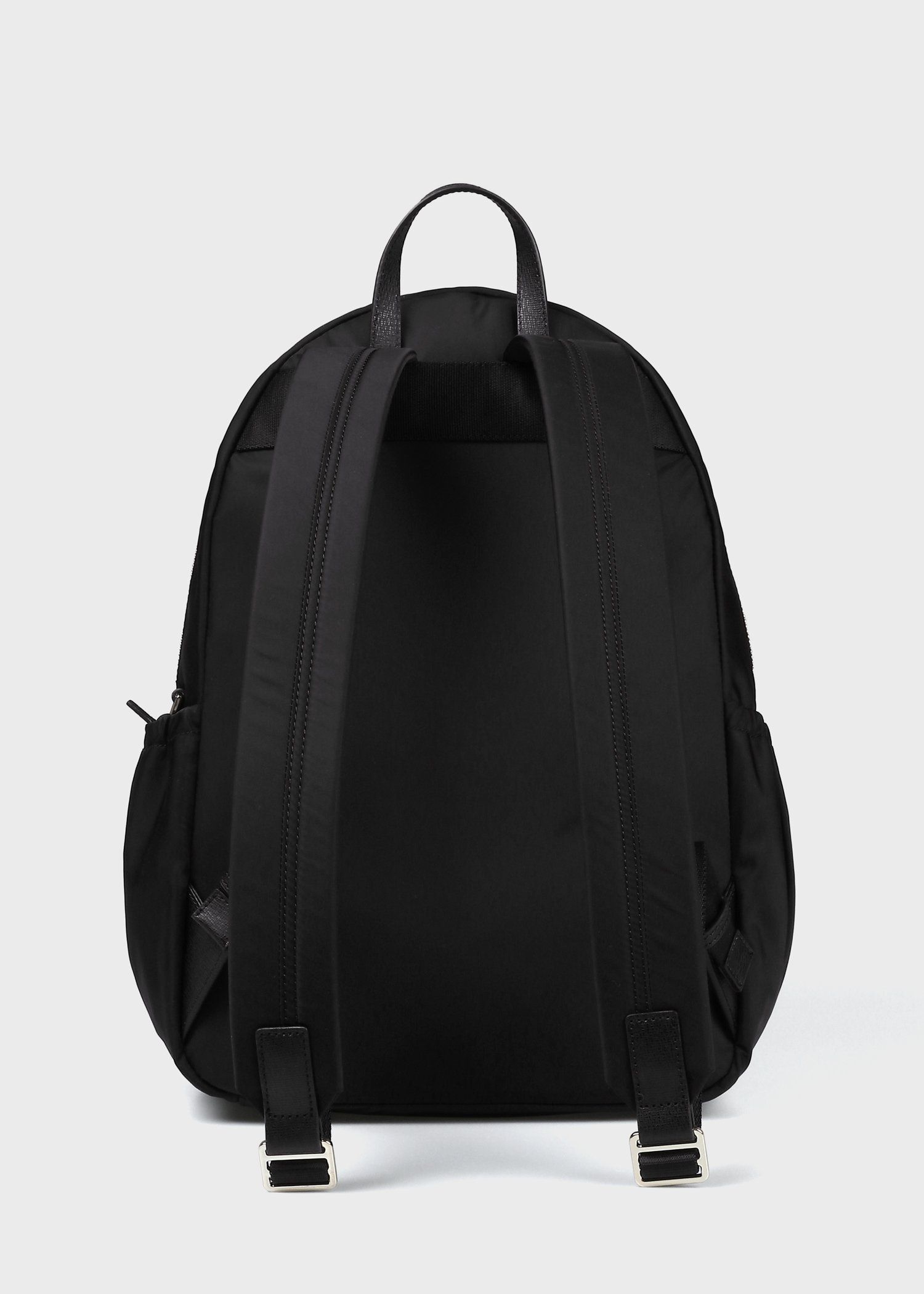モダンナイロン バックパック