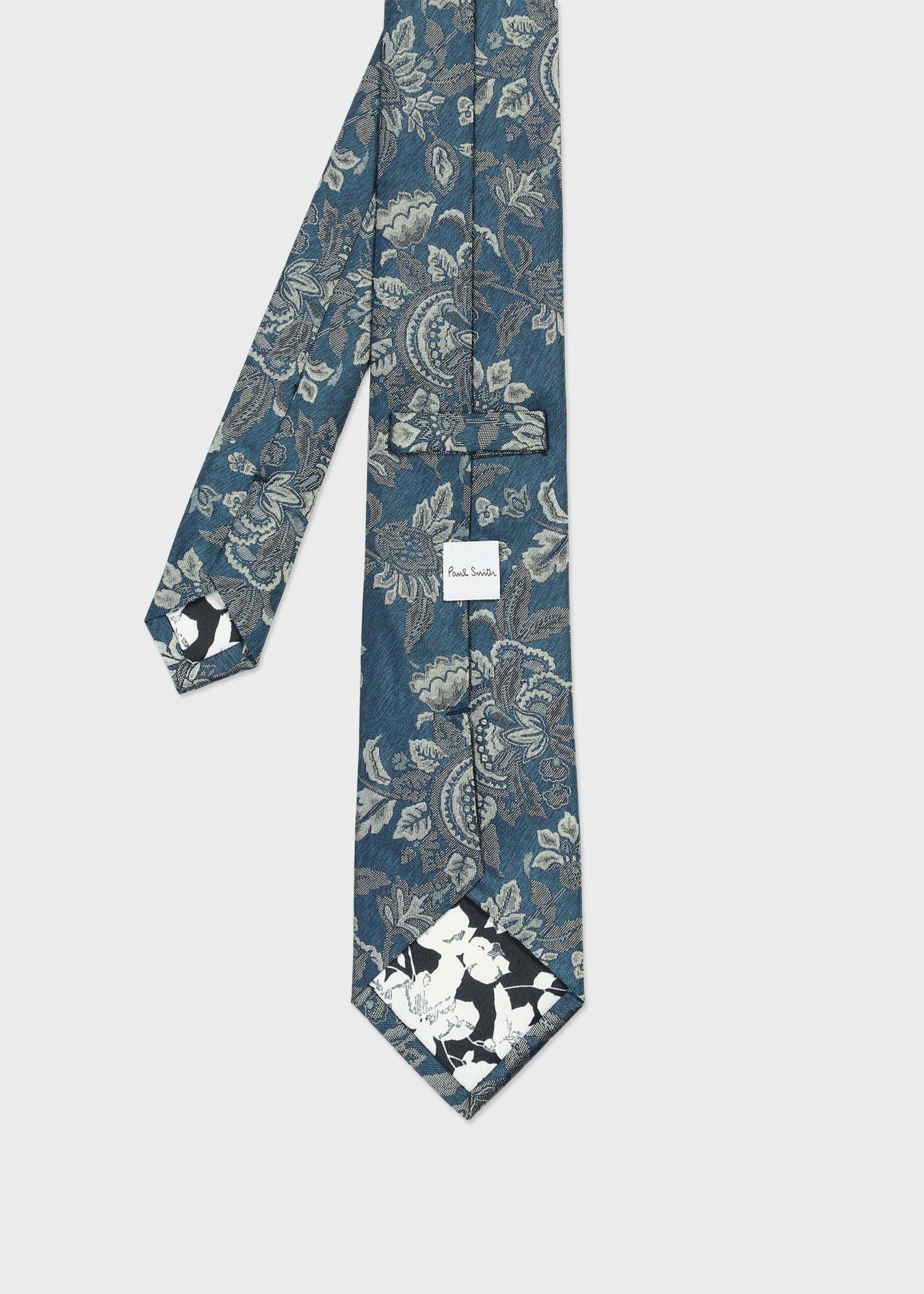 "Bold Floral" タイ