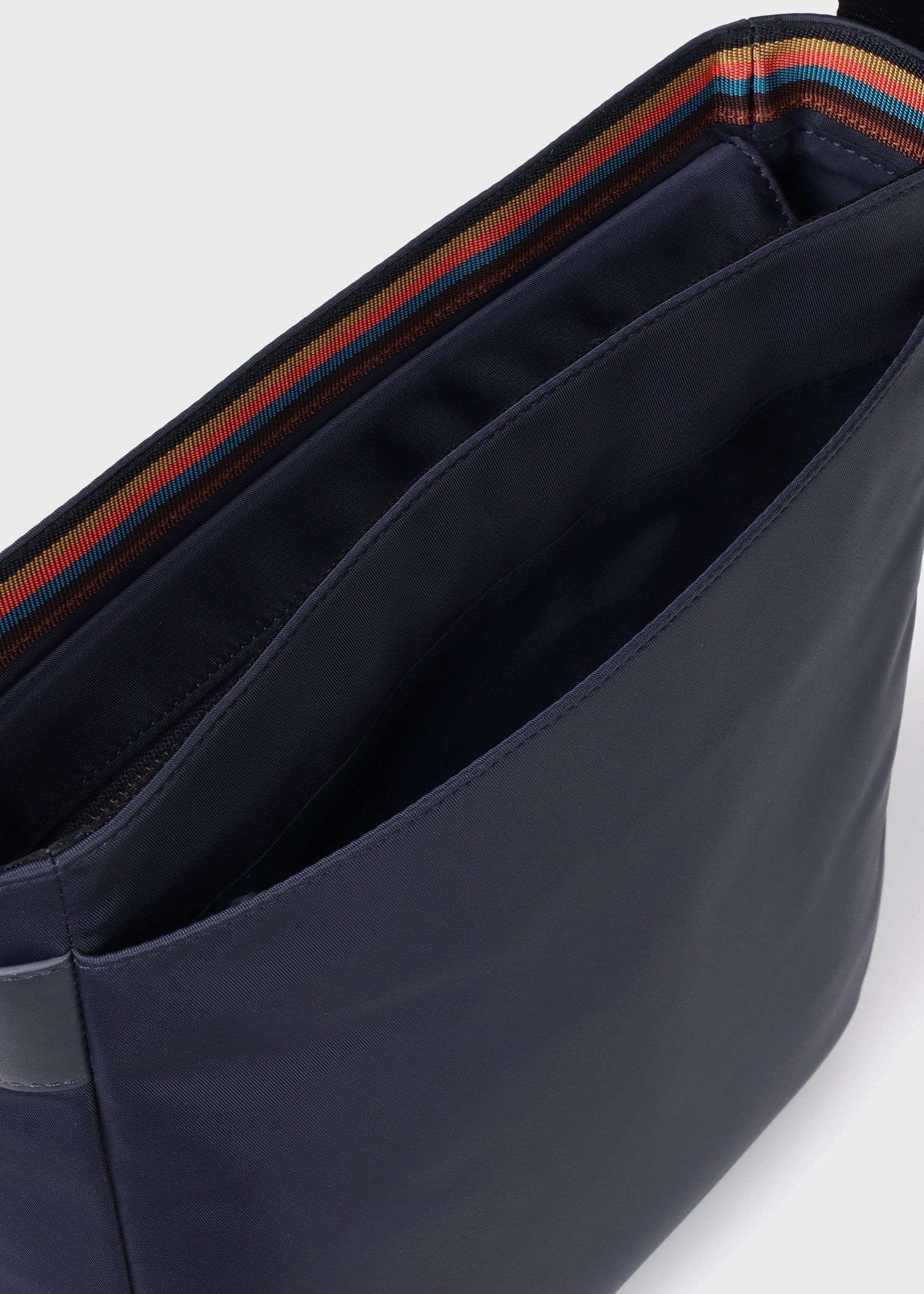 ナイロンブライトストライプトリム ショルダーバッグ