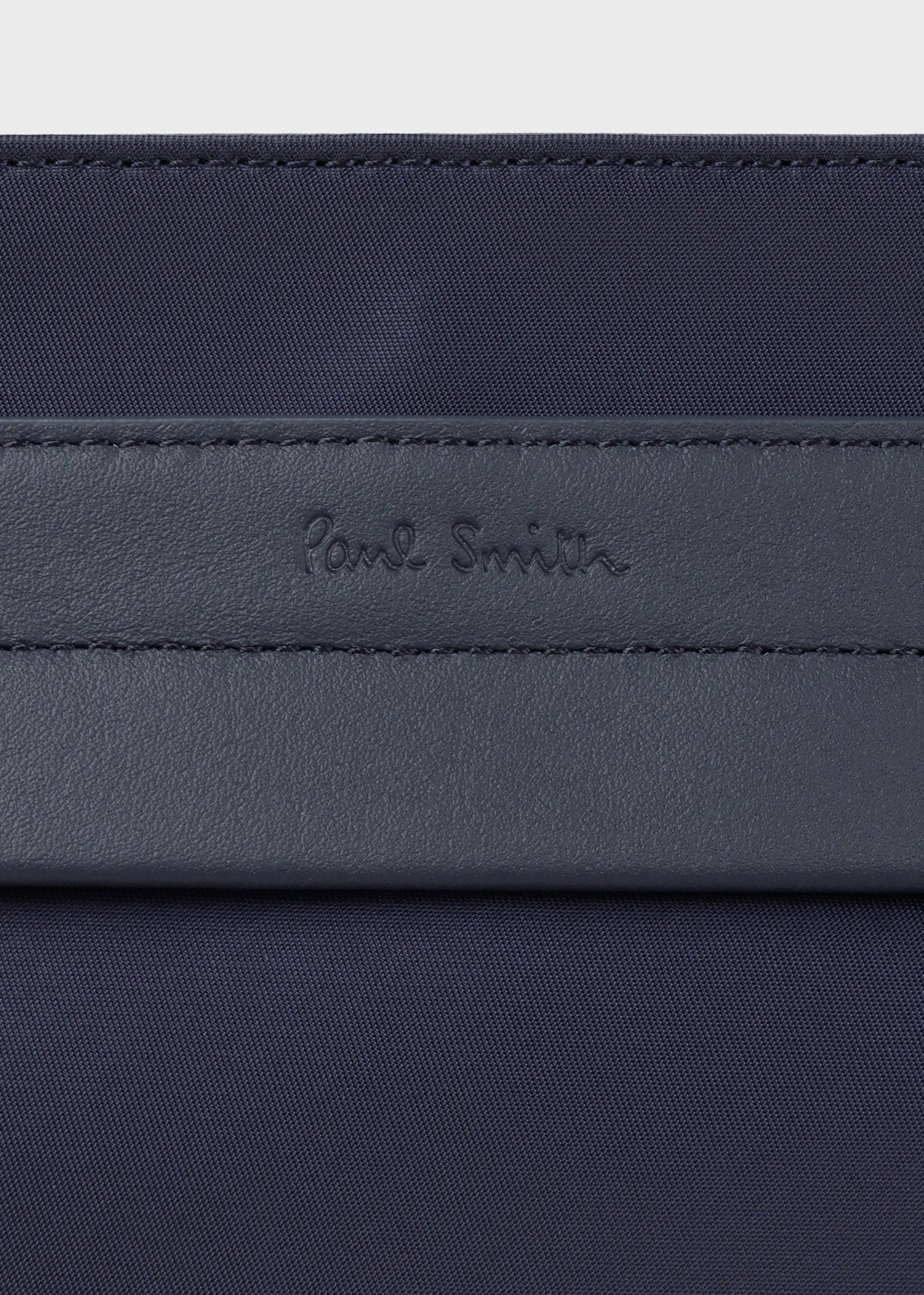 ナイロンブライトストライプトリム ショルダーバッグ