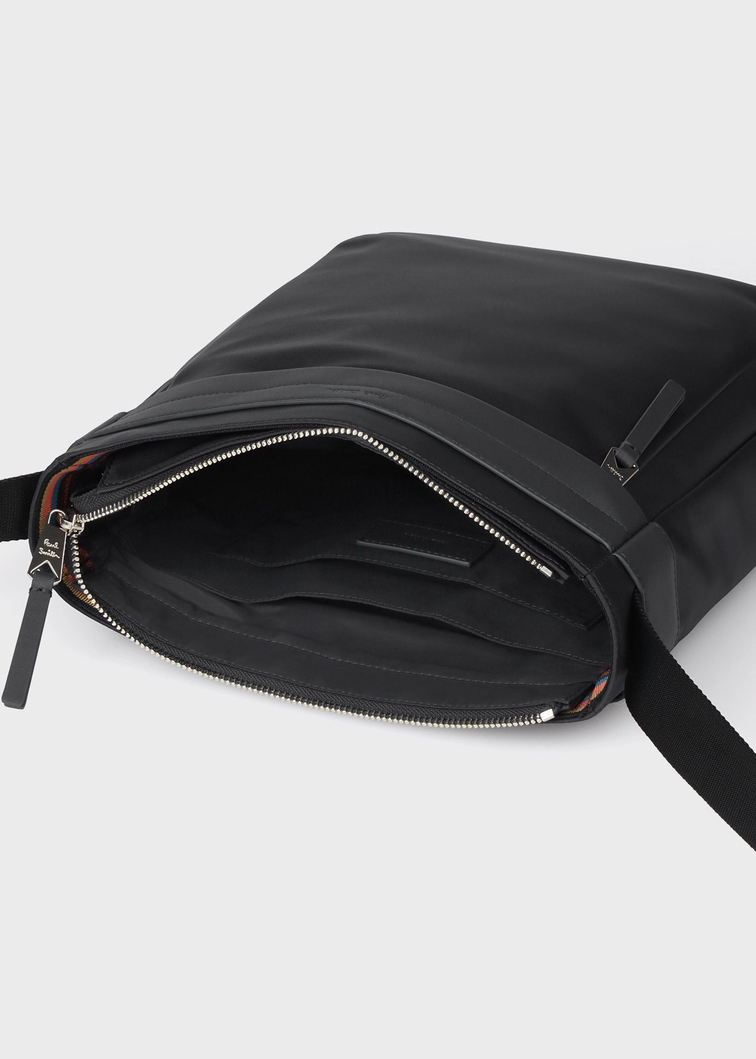 ナイロンブライトストライプトリム ショルダーバッグ