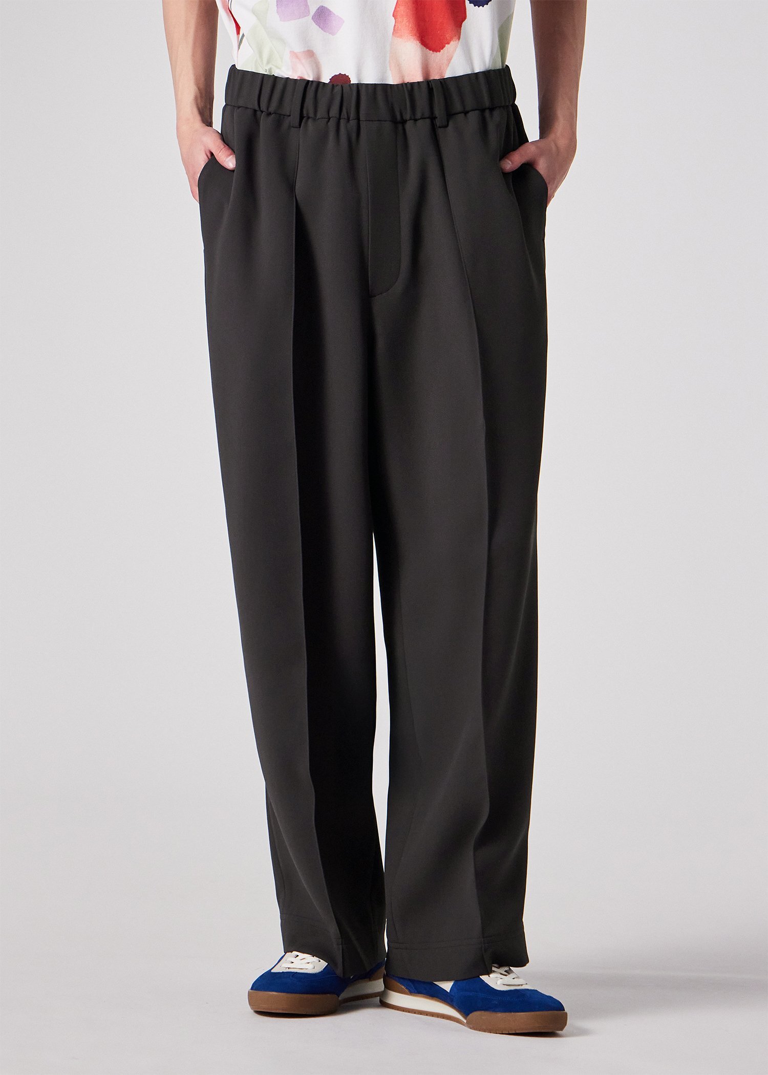 ライトドライテクスチャー バギーパンツ