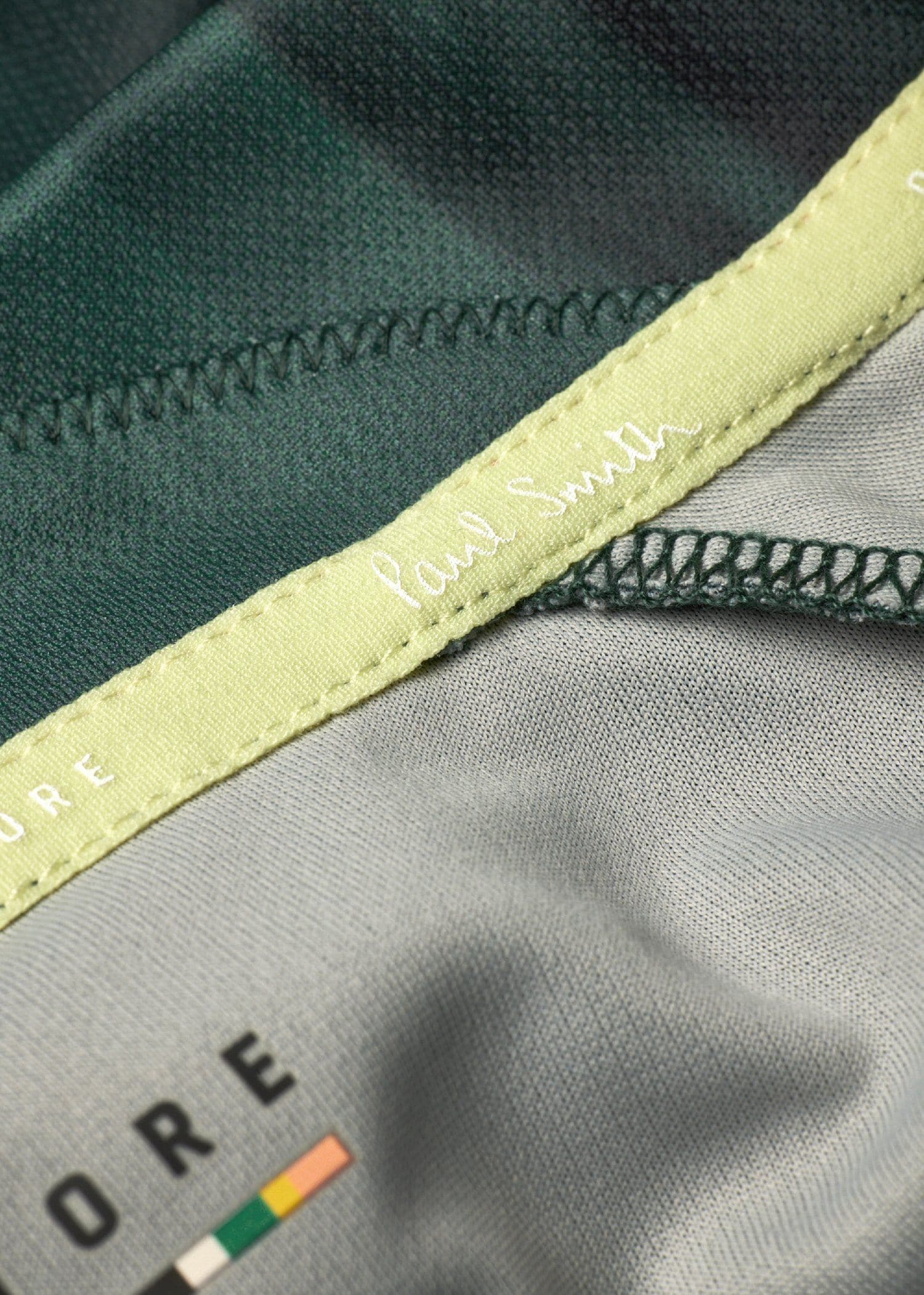 Paul Smith ＋ Castore パフォーマンス プリントポロシャツ