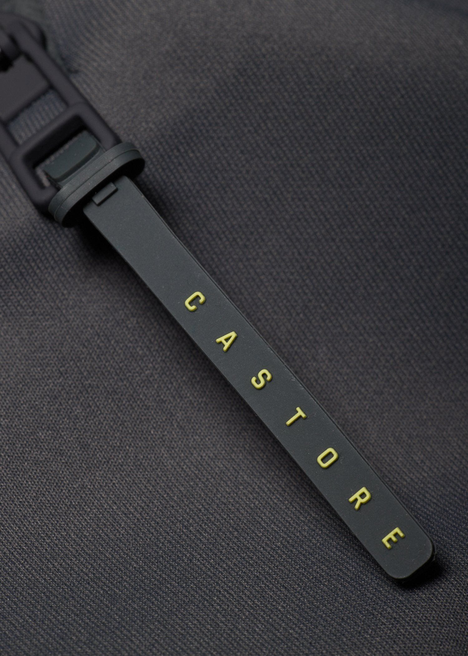 Paul Smith ＋ Castore テクニカル クオータージップ カットソー