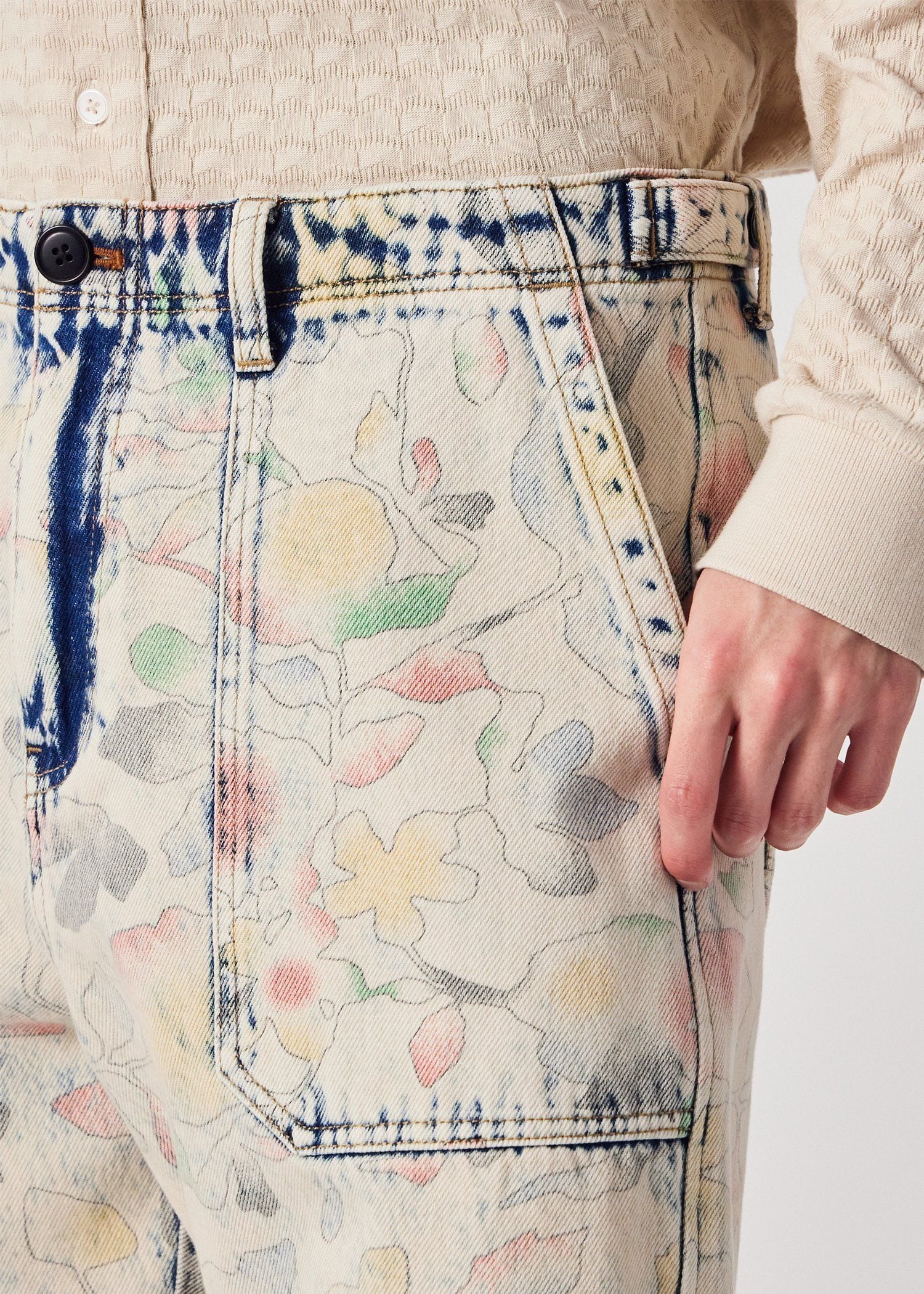 "Bleach Denim Floral" デニムショーツ