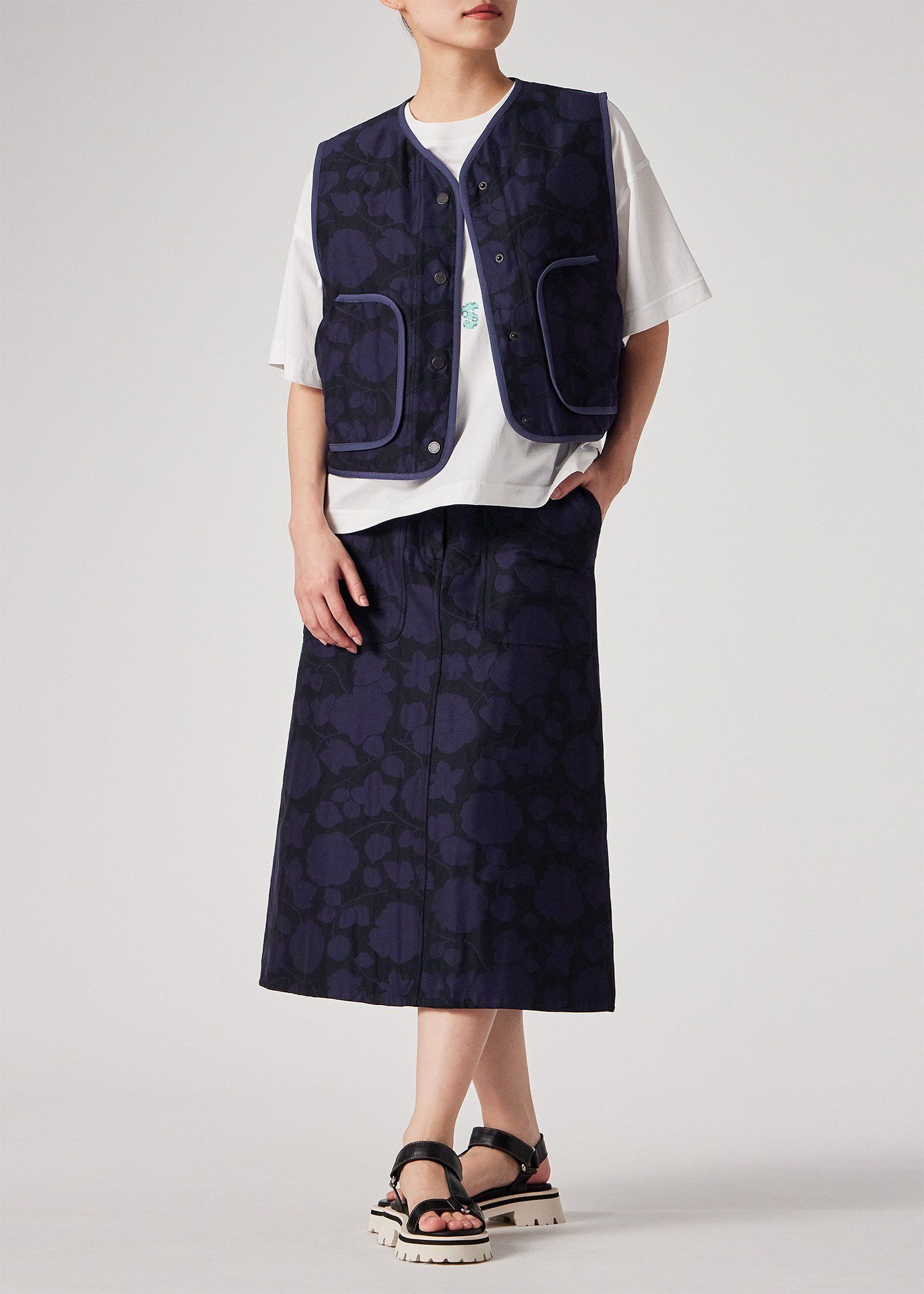 ウィメンズ "Perforated Floral" ジャカード ベスト