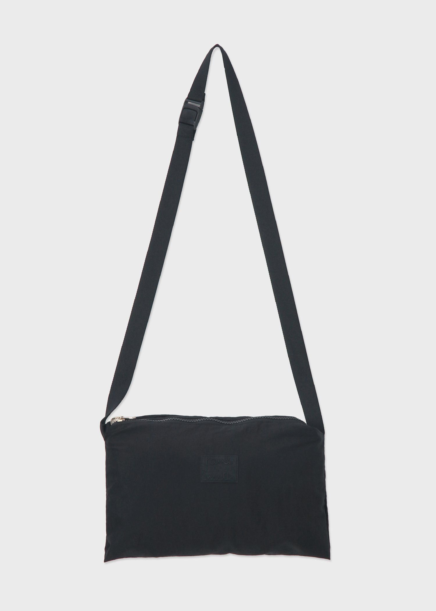 "Cropped Logo" パッカブル テックパーカ