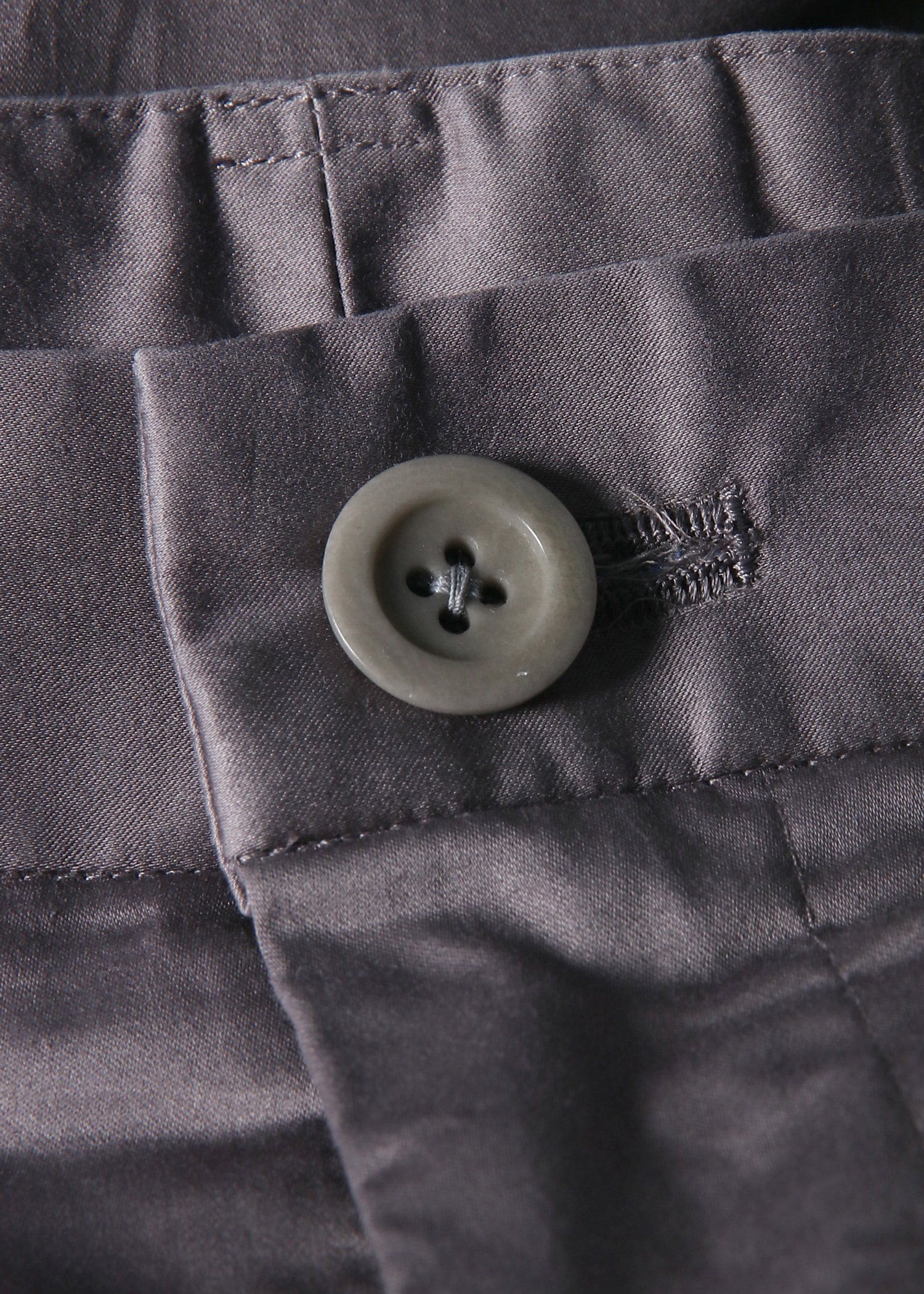 コットンサテン ガーメントダイ テーパードトラウザーズ