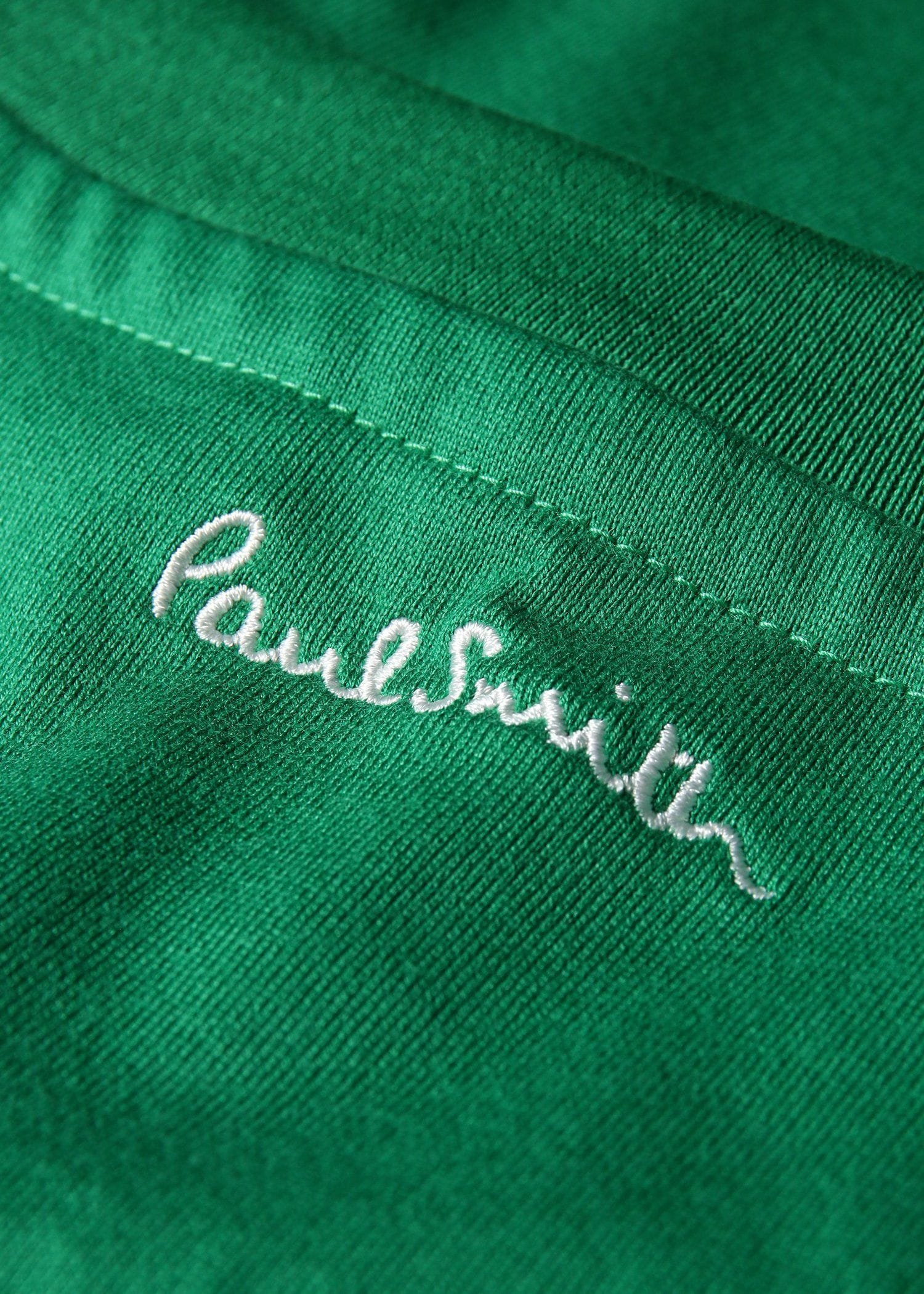 "Travel Stories" エンブロイダード Tシャツ