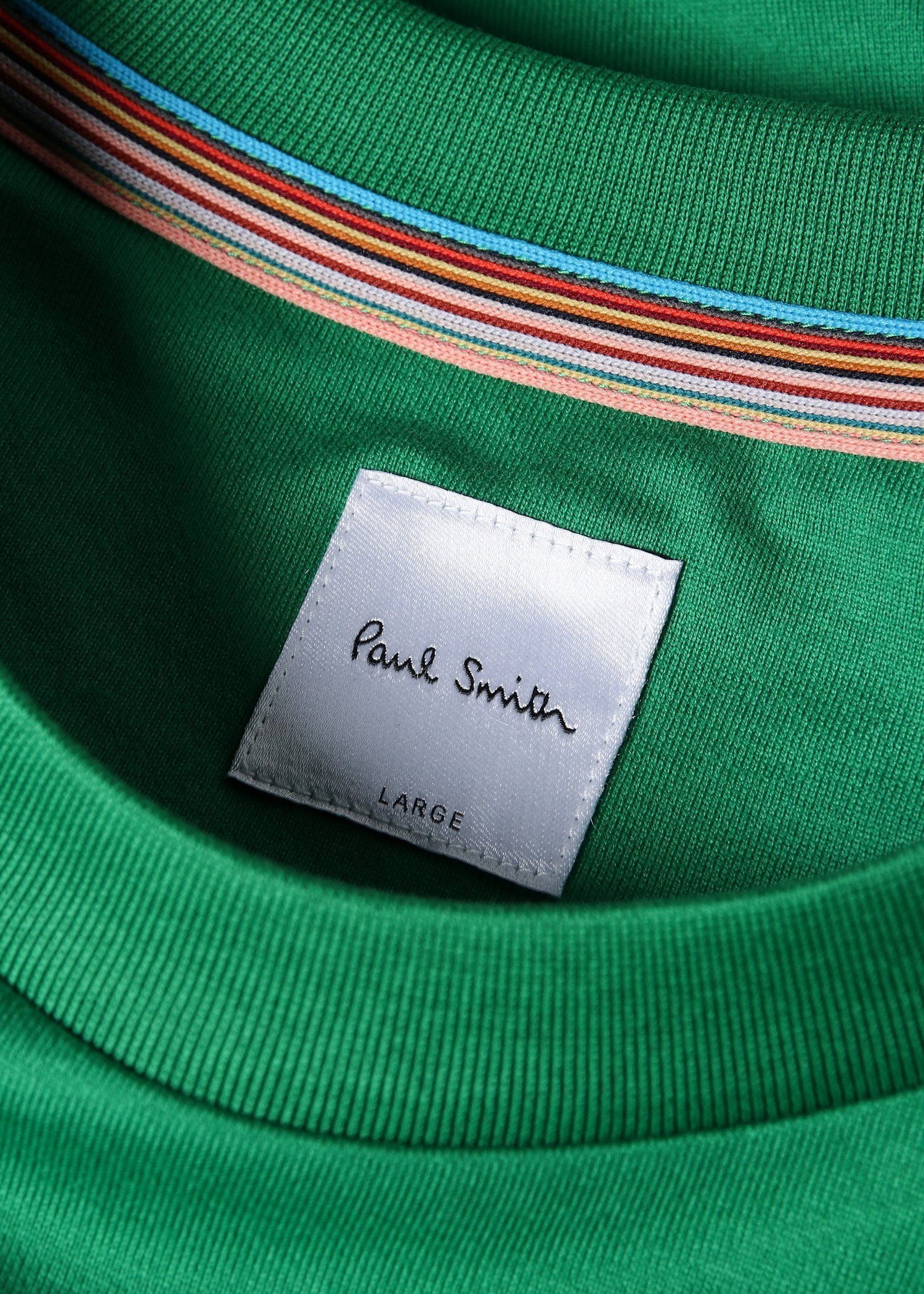 "Travel Stories" エンブロイダード Tシャツ