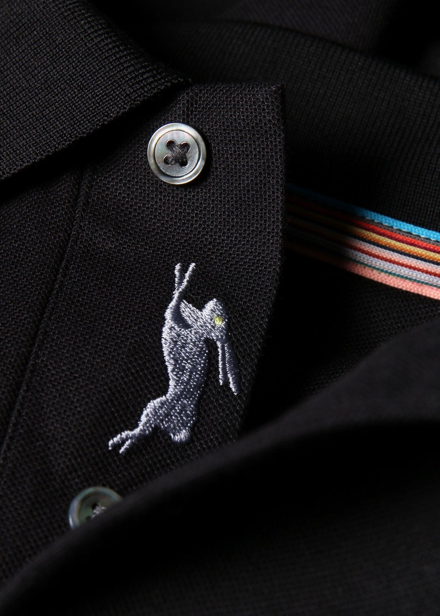 "Hidden Rabbit" エンブロイダリー ポロシャツ